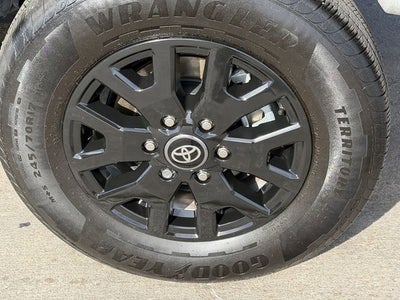 2025 Toyota TACOMA SR5 SR5