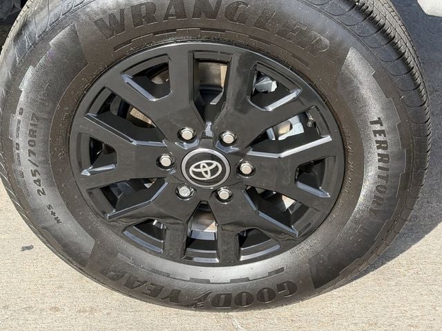 2025 Toyota TACOMA SR5 SR5