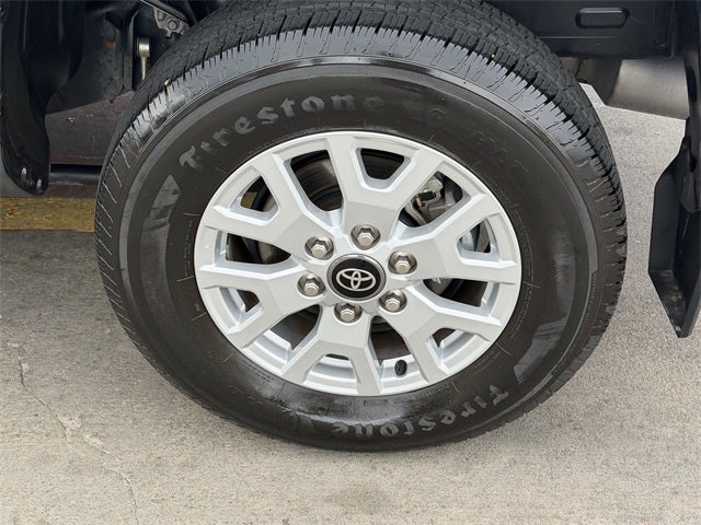 2025 Toyota TACOMA SR5 SR5