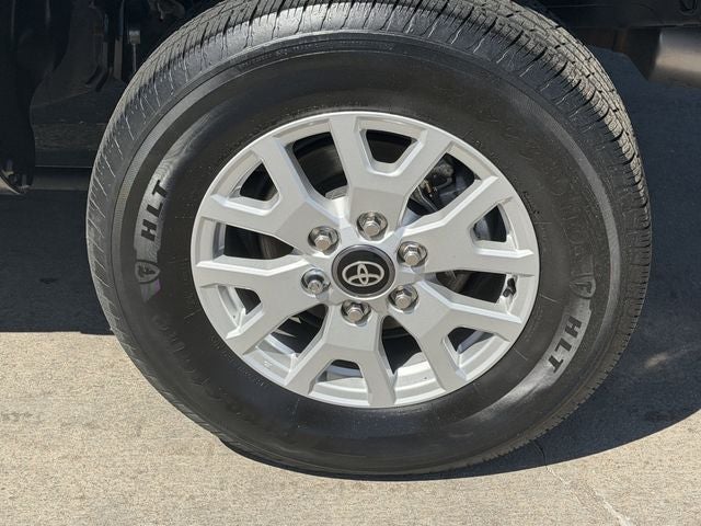 2024 Toyota TACOMA SR5 SR5