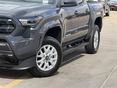 2025 Toyota TACOMA SR5 SR5
