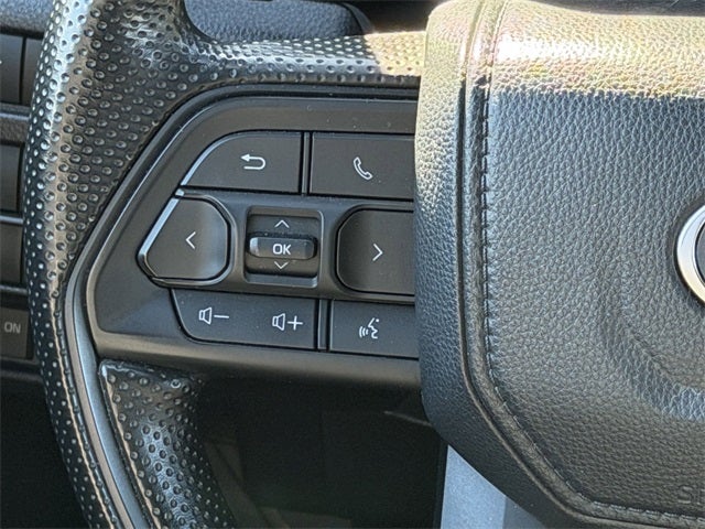 2025 Toyota TACOMA SR5 SR5