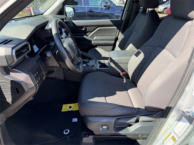 2025 Toyota TACOMA SR5 SR5