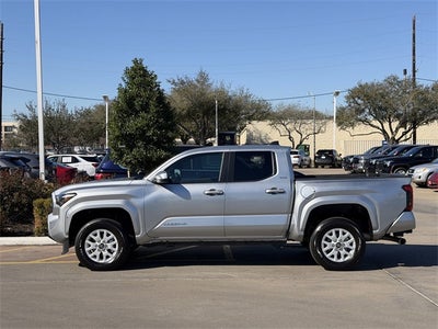 2025 Toyota TACOMA SR5 SR5