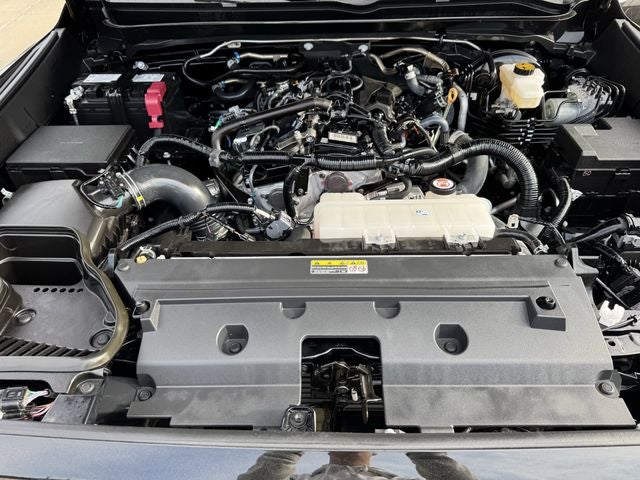 2025 Toyota TACOMA SR5 SR5