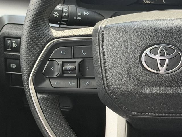 2025 Toyota TACOMA SR5 SR5