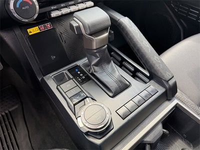 2025 Toyota TACOMA SR5 SR5