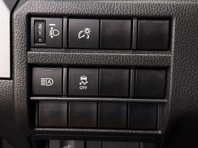 2025 Toyota TACOMA SR5 SR5