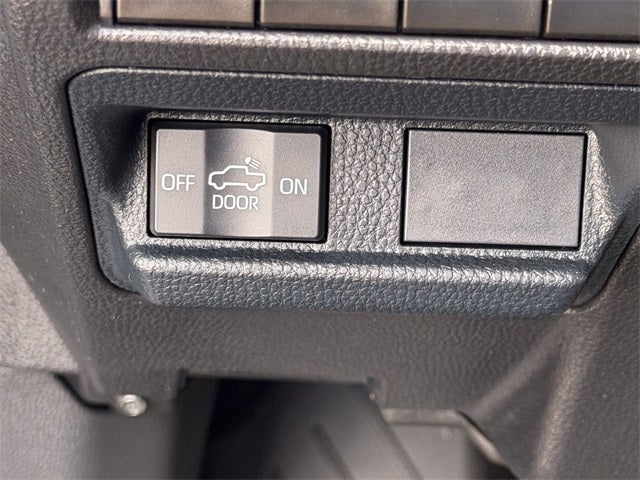 2025 Toyota TACOMA SR5 SR5