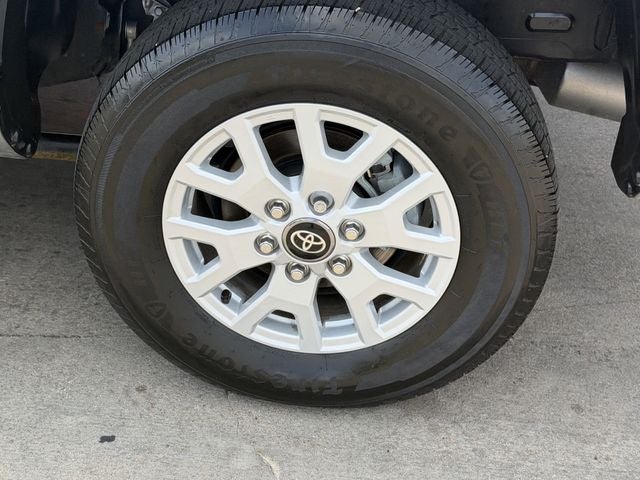 2025 Toyota TACOMA SR5 SR5