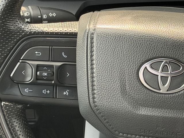 2025 Toyota TACOMA SR5 SR5