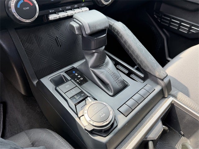 2025 Toyota TACOMA SR5 SR5