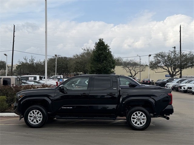 2025 Toyota TACOMA SR5 SR5