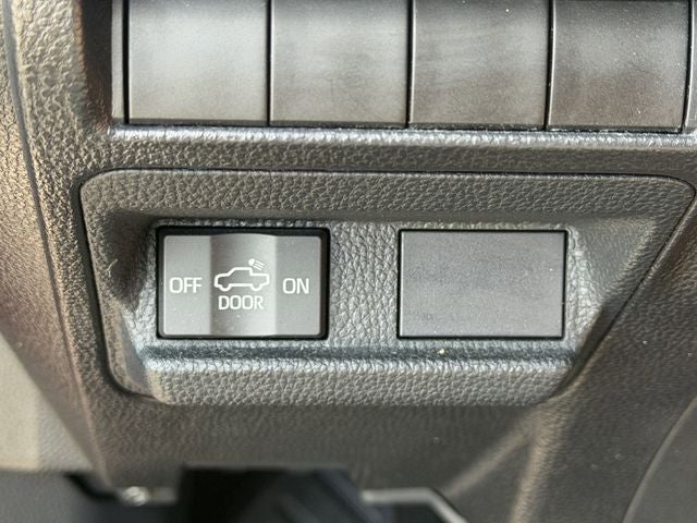 2025 Toyota TACOMA SR5 SR5