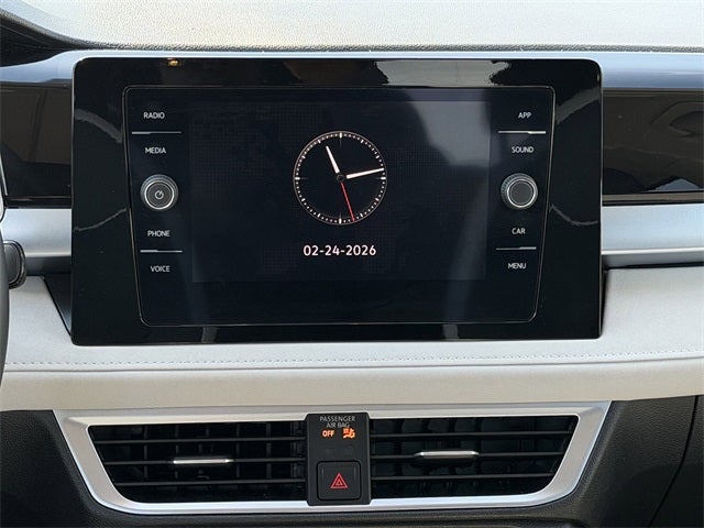 2025 Volkswagen Taos 1.5T SE