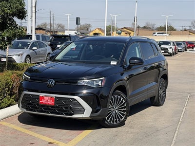 2025 Volkswagen Taos 1.5T SE