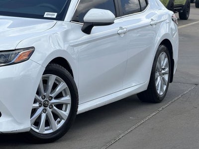 2018 Toyota CAMRY LE