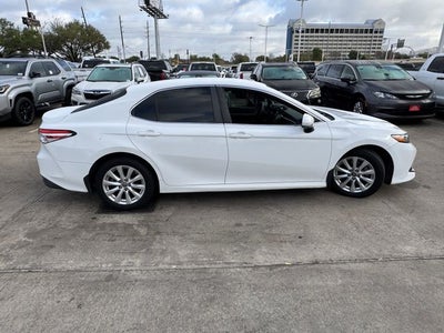 2018 Toyota CAMRY LE