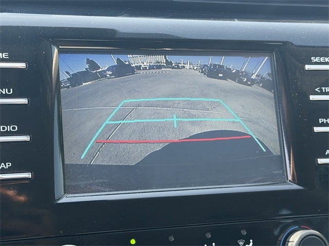 2019 Toyota CAMRY LE