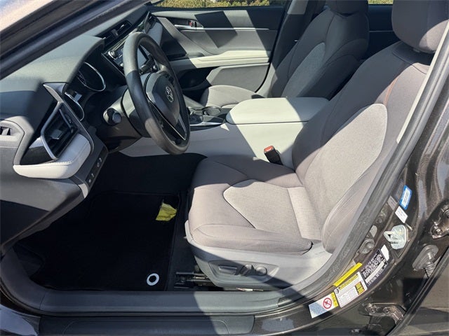 2019 Toyota CAMRY LE