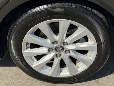 2019 Toyota CAMRY LE