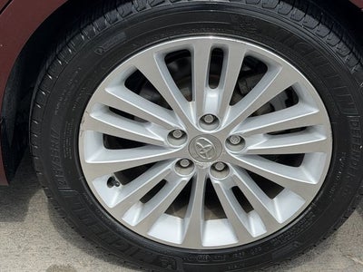 2014 Toyota AVALON HYBRID XLE Touring