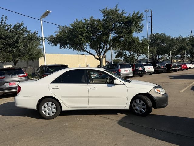 2004 Toyota Camry LE
