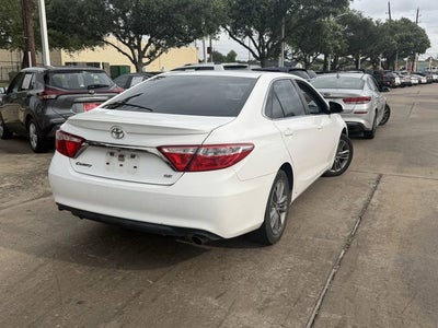 2015 Toyota CAMRY SE