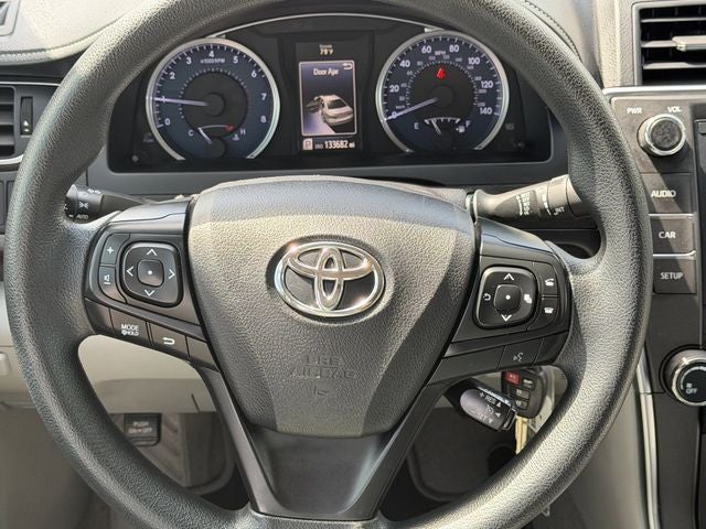 2016 Toyota CAMRY LE