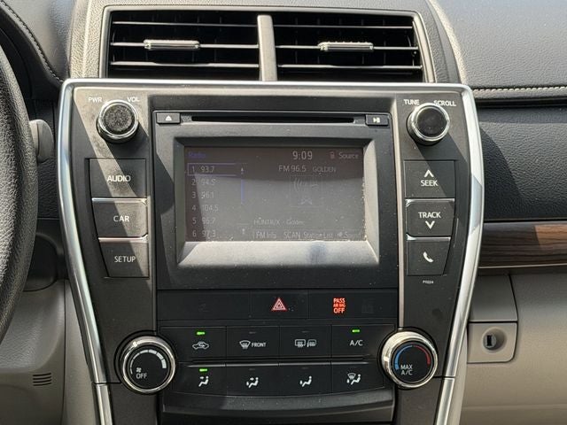 2016 Toyota CAMRY LE