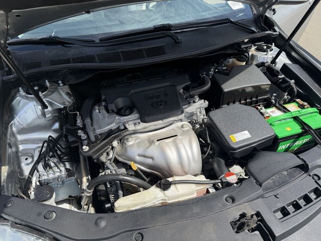 2016 Toyota CAMRY LE