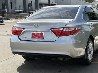 2016 Toyota CAMRY LE