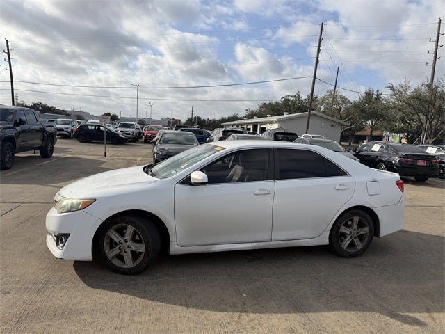 2013 Toyota CAMRY LE