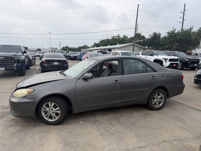 2005 Toyota Camry LE