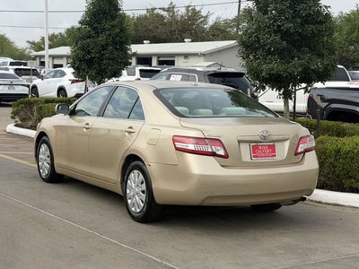 2011 Toyota CAMRY LE