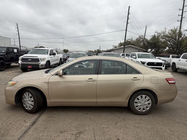 2011 Toyota CAMRY LE