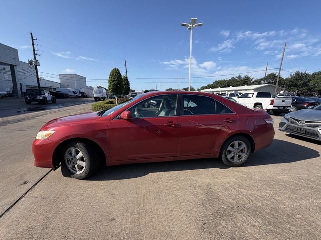 2010 Toyota CAMRY LE