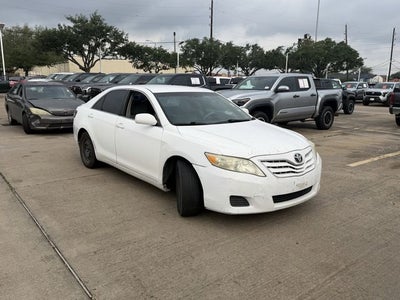 2011 Toyota CAMRY LE