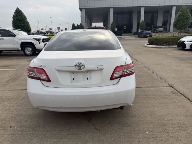 2011 Toyota CAMRY LE