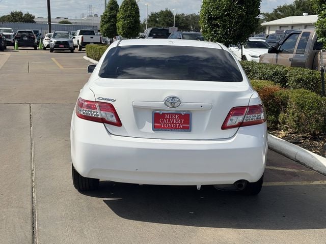 2011 Toyota CAMRY LE