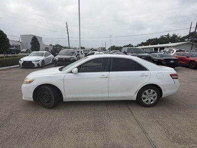 2011 Toyota CAMRY LE