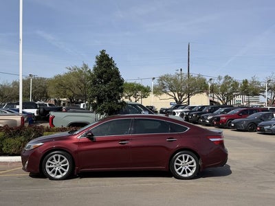 2014 Toyota AVALON Limited