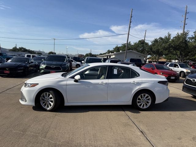 2024 Toyota CAMRY LE