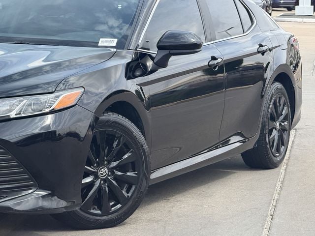 2020 Toyota CAMRY LE