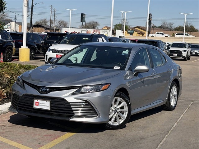 2024 Toyota CAMRY LE