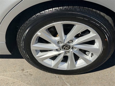 2024 Toyota CAMRY LE