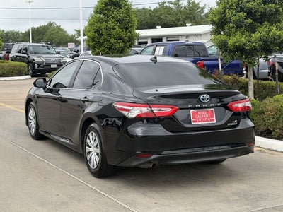 2020 Toyota CAMRY LE