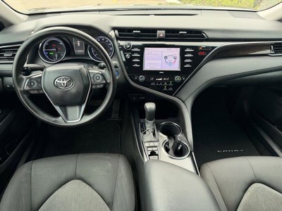 2020 Toyota CAMRY LE