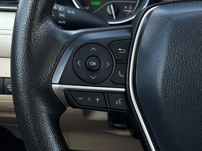 2022 Toyota Camry Hybrid LE