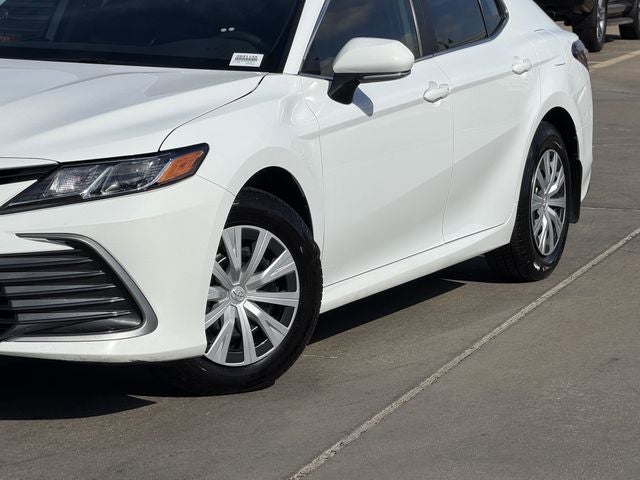 2023 Toyota CAMRY LE
